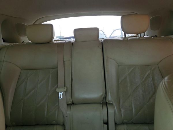 2012 INFINITI FX35 BASE