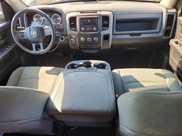 2016 RAM 1500 ST