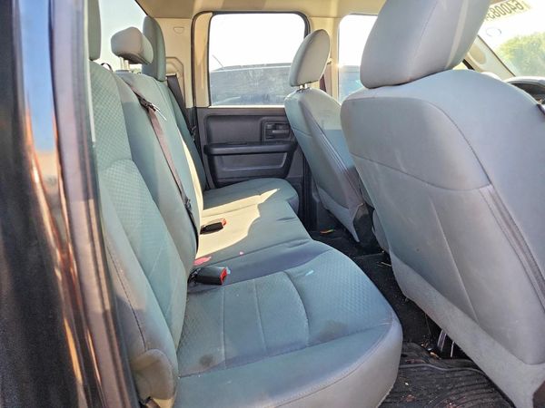 2016 RAM 1500 ST