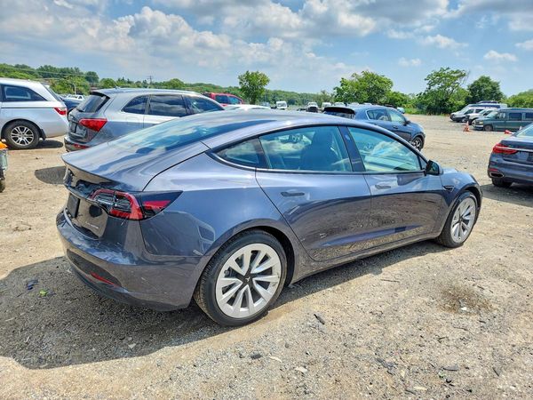 2022 TESLA MODEL 3