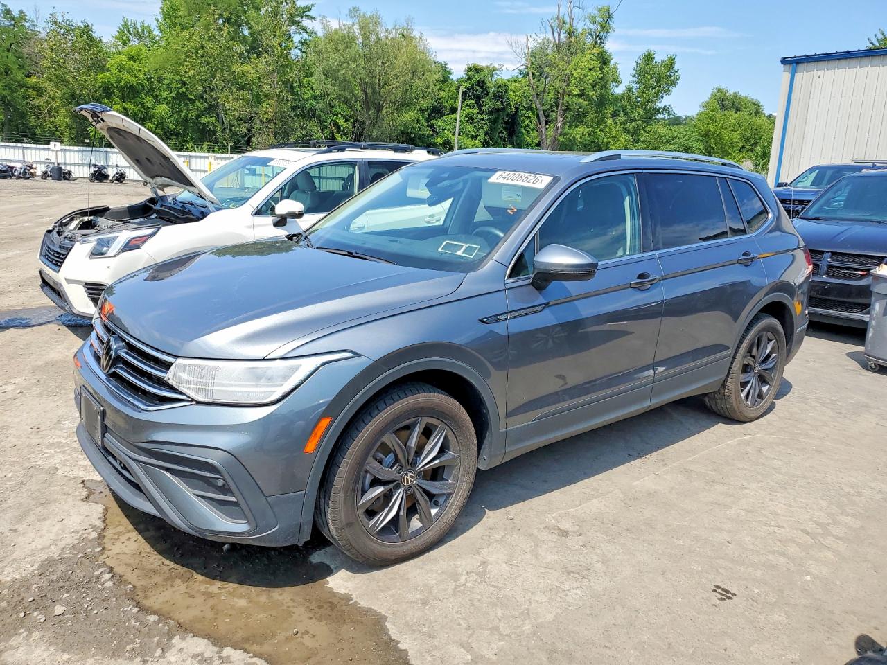 2022 VOLKSWAGEN TIGUAN 4Motion SE
