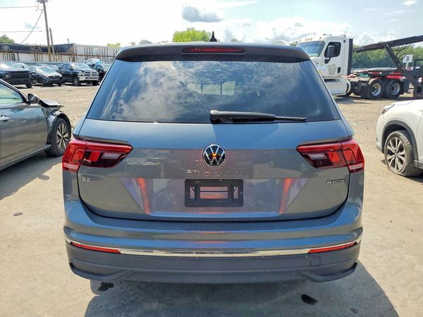 2022 VOLKSWAGEN TIGUAN 4Motion SE