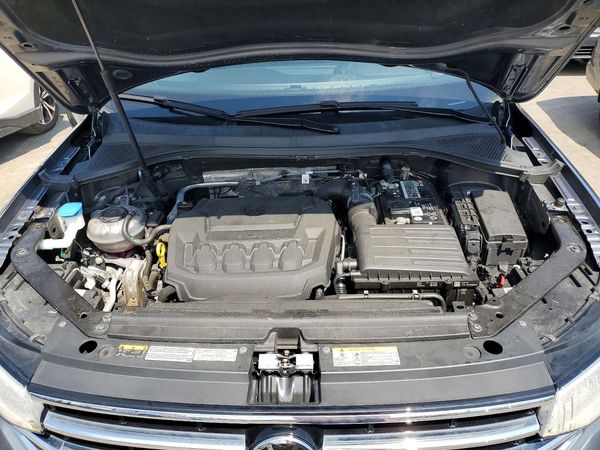 2022 VOLKSWAGEN TIGUAN 4Motion SE