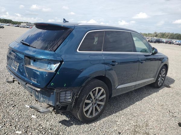2018 AUDI Q7 quattro Premium Plus