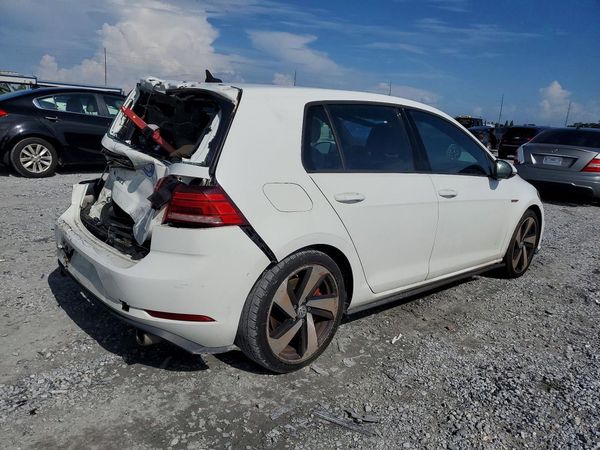 2018 VOLKSWAGEN GTI