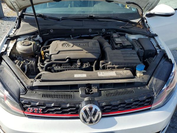 2018 VOLKSWAGEN GTI