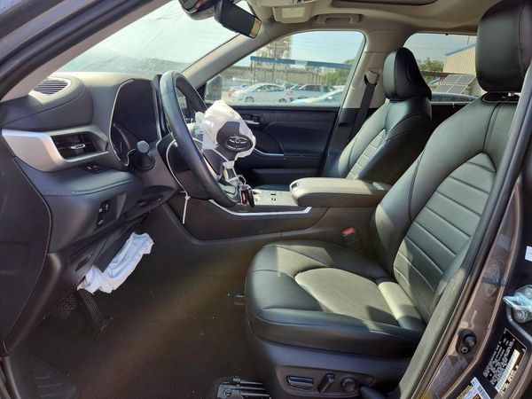 2023 TOYOTA HIGHLANDER