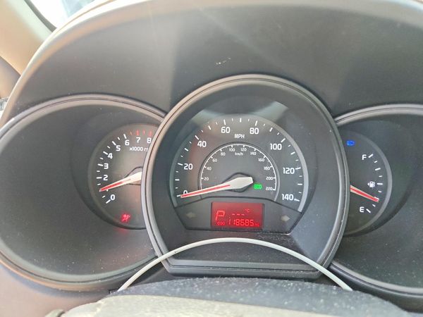 2013 KIA RIO LX