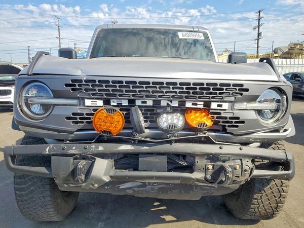2024 FORD BRONCO Badlands