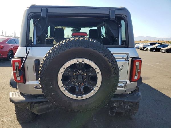 2024 FORD BRONCO Badlands