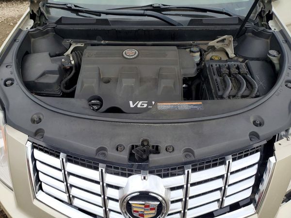 2013 CADILLAC SRX Luxury