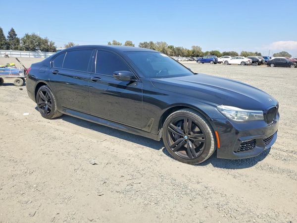 2018 BMW 740
