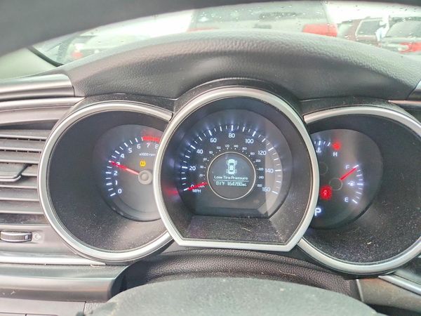 2015 KIA OPTIMA GL(Middle-low grade)