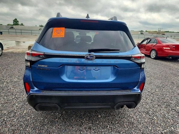 2025 SUBARU FORESTER Limited