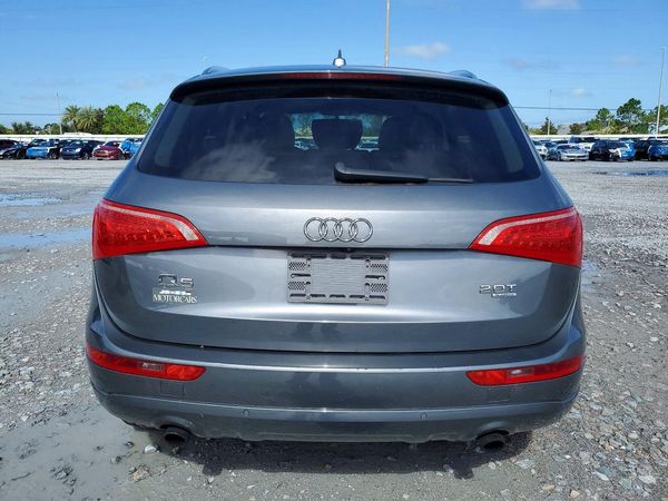 2012 AUDI Q5 Premium Plus