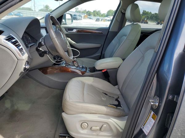 2012 AUDI Q5 Premium Plus