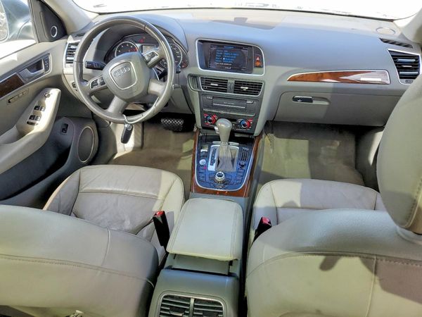 2012 AUDI Q5 Premium Plus