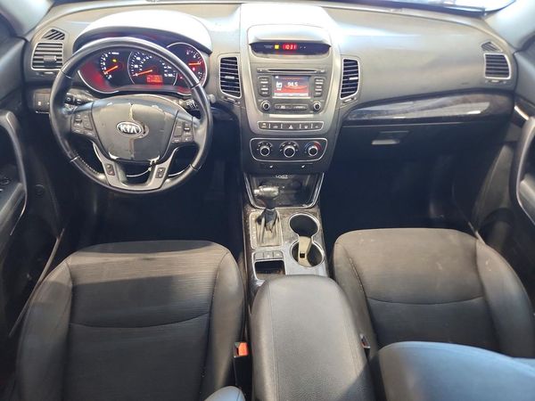 2015 KIA SORENTO GL