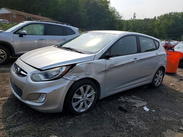 2012 HYUNDAI ACCENT