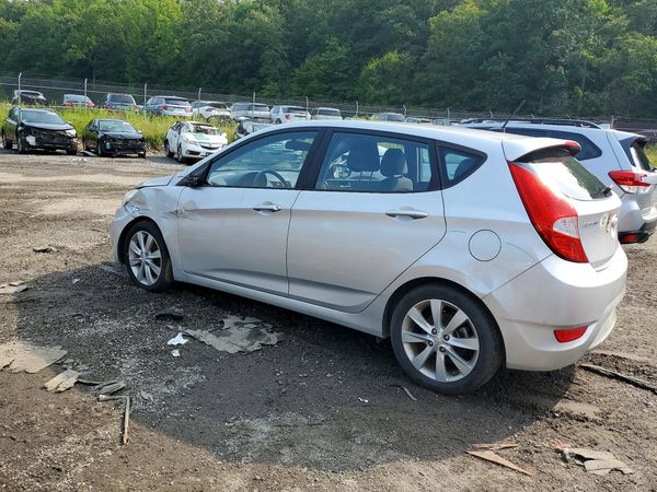 2012 HYUNDAI ACCENT