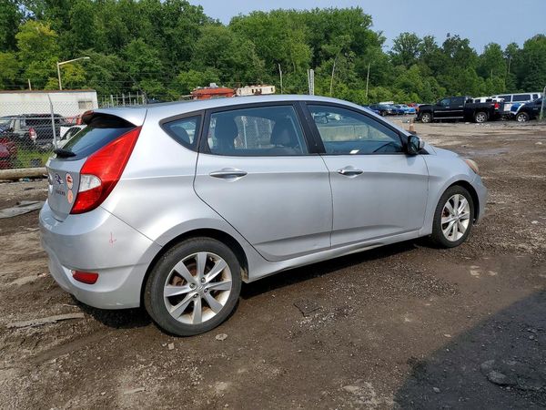 2012 HYUNDAI ACCENT