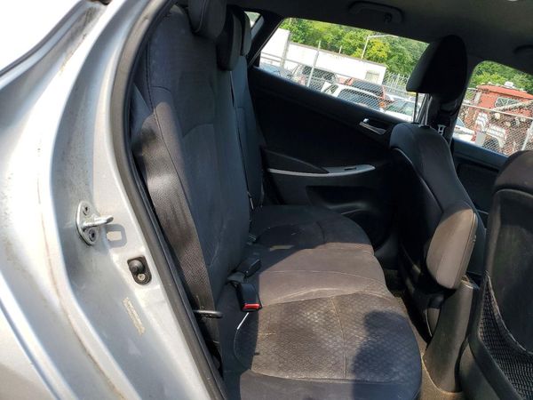 2012 HYUNDAI ACCENT
