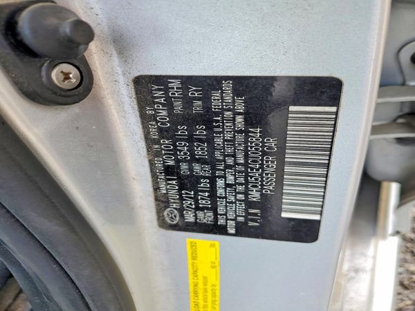 2012 HYUNDAI ACCENT