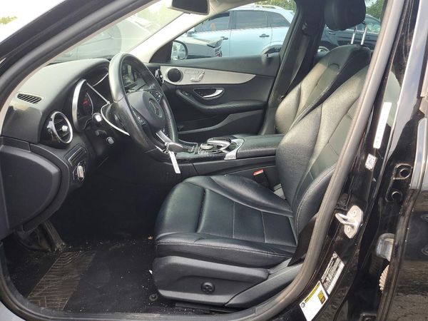 2016 MERCEDES-BENZ C C300