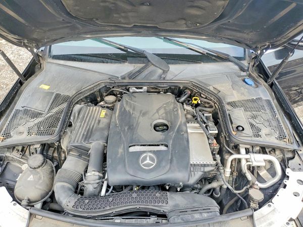 2016 MERCEDES-BENZ C C300