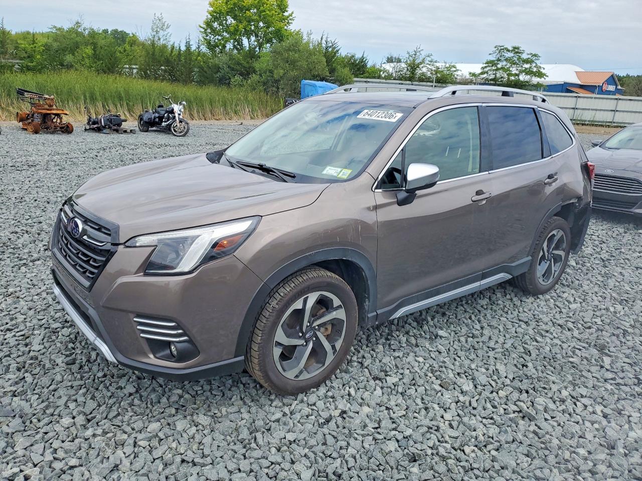 2022 SUBARU FORESTER Touring