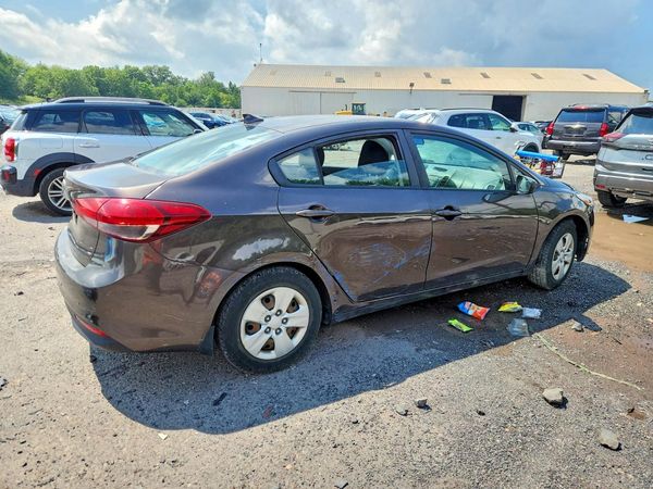2017 KIA FORTE LX Base