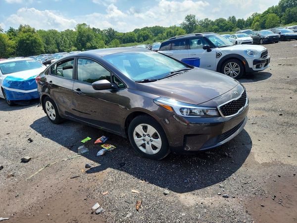 2017 KIA FORTE LX Base