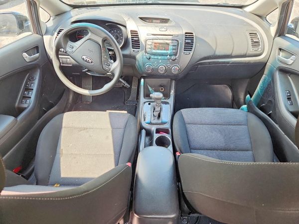 2017 KIA FORTE LX Base