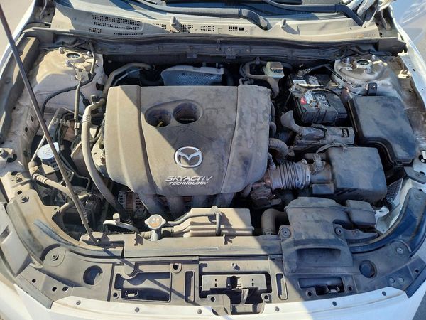 2018 MAZDA 3 Touring