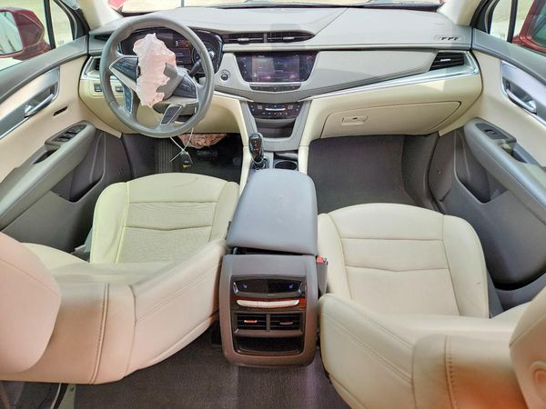 2020 CADILLAC XT5