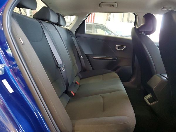 2026 KIA K4 LX, LXS