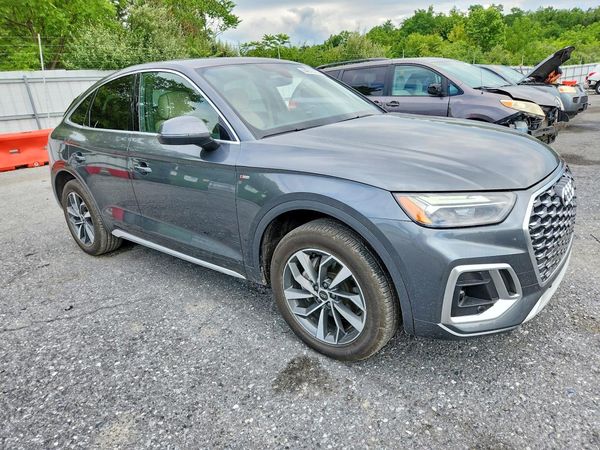 2022 AUDI Q5 S Line quattro Premium