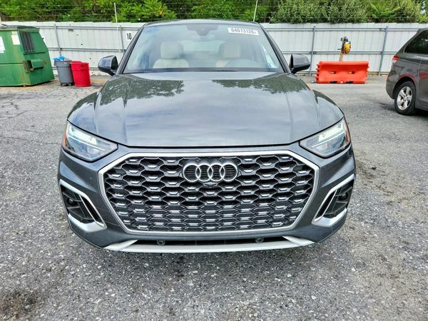 2022 AUDI Q5 S Line quattro Premium