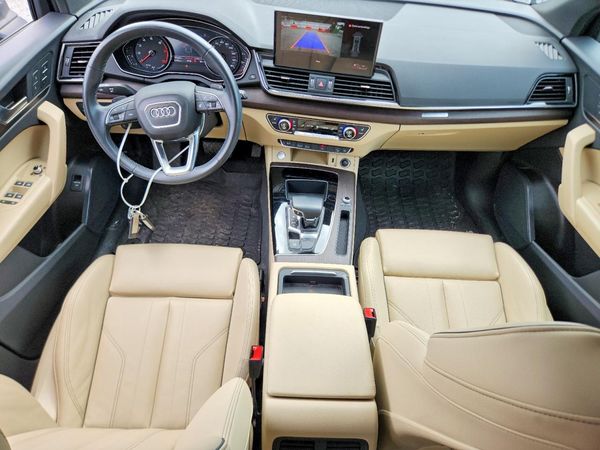 2022 AUDI Q5 S Line quattro Premium