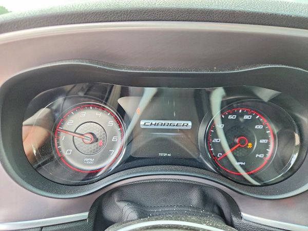 2021 DODGE CHARGER SXT