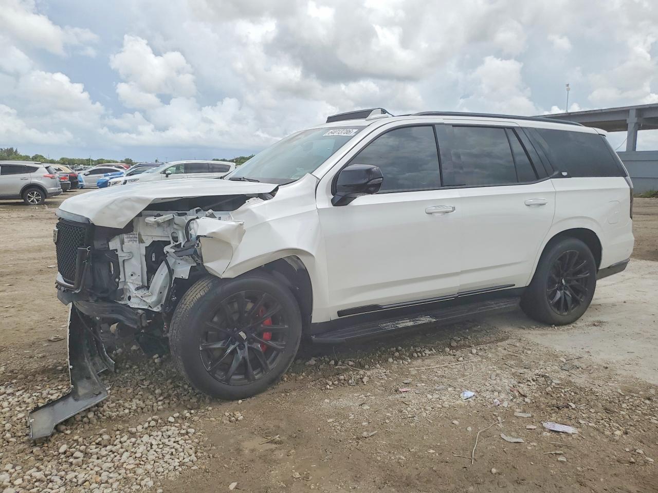 2024 CADILLAC ESCALADE Sport +Touring Pkg — Front 3/4