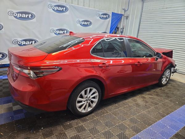 2024 TOYOTA CAMRY