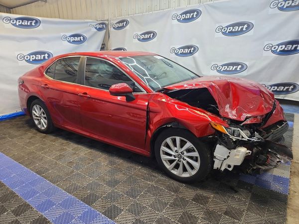 2024 TOYOTA CAMRY