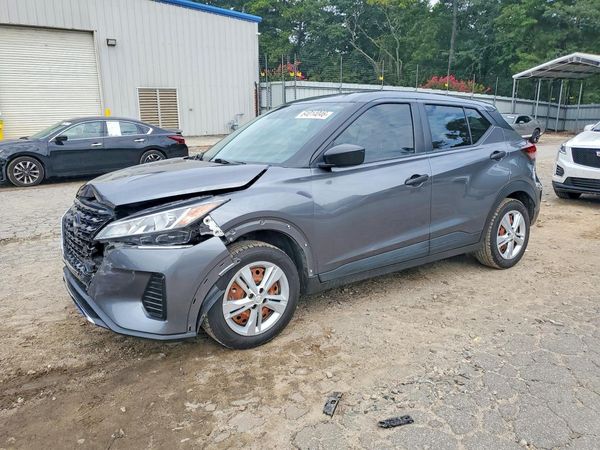 2022 NISSAN KICKS S