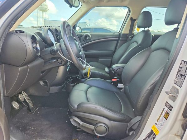2014 MINI COOPER