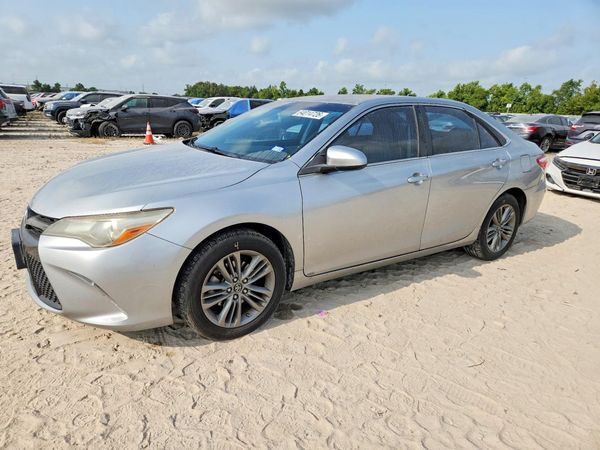 2017 TOYOTA CAMRY