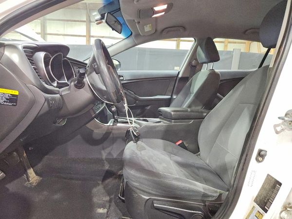 2015 KIA OPTIMA GL - Middle-low