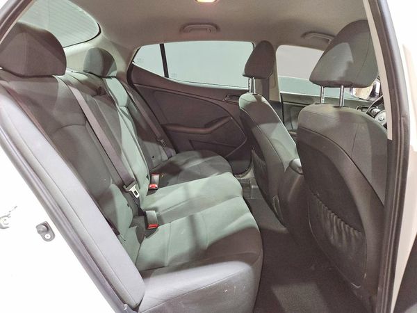 2015 KIA OPTIMA GL - Middle-low