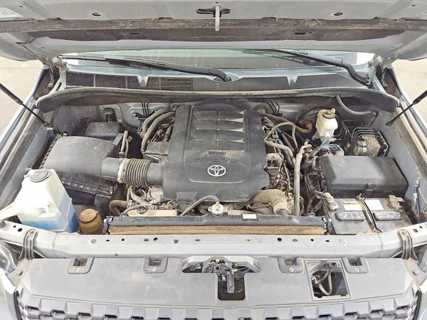 2020 TOYOTA TUNDRA SR5 Grade