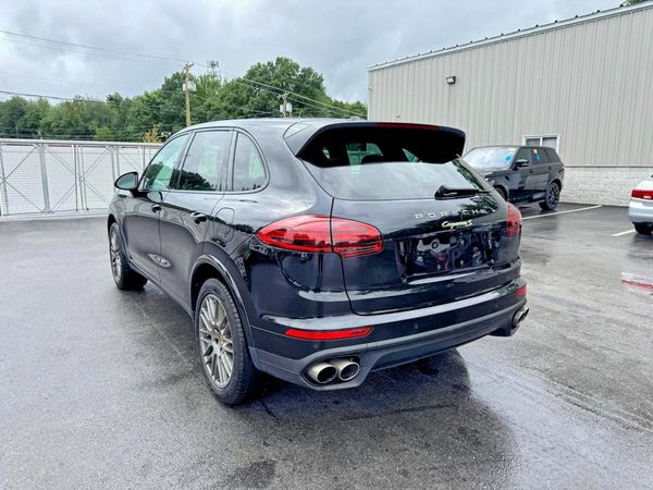 2017 PORSCHE CAYENNE E-Hybrid